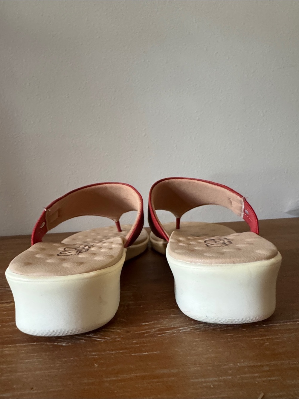Malu Red Thong Sandals for Women - size 10 - Picture 6 of 6